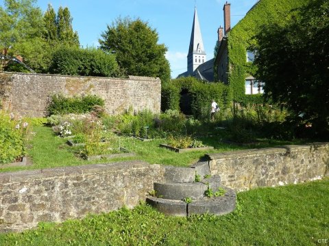 Jardin à Thuin