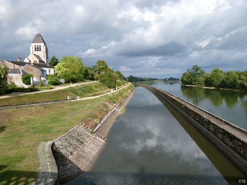 Le canal d'Orléans