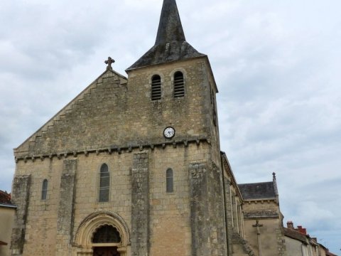 Eglise Saint Maixant - Lussac-les-châteaux