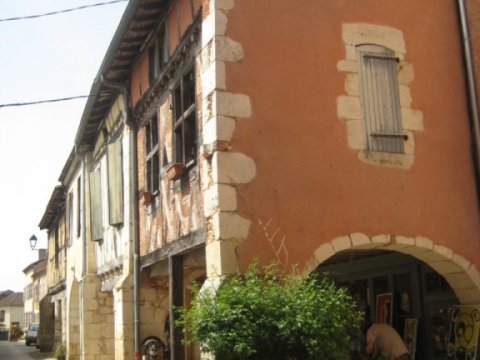Maison dans Labastide-Armagnac