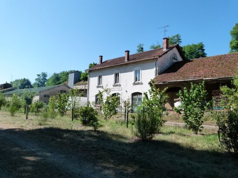Voie verte devant l'ancienne gare de Montfort-en-Chalosse