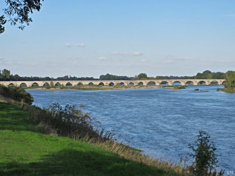 Pont de Beaugency