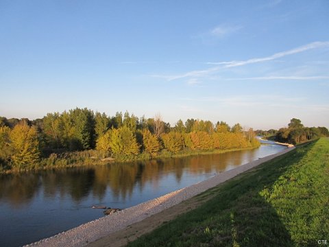 Vers Mareau-aux-Près