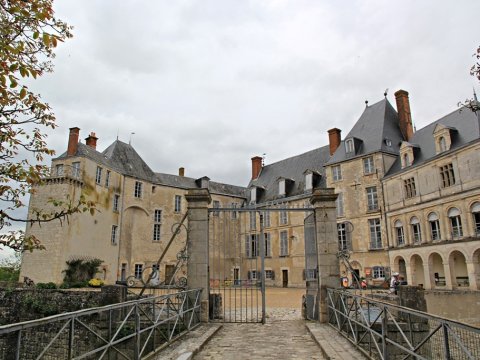 Château de Saint-Brisson-sur-Loire